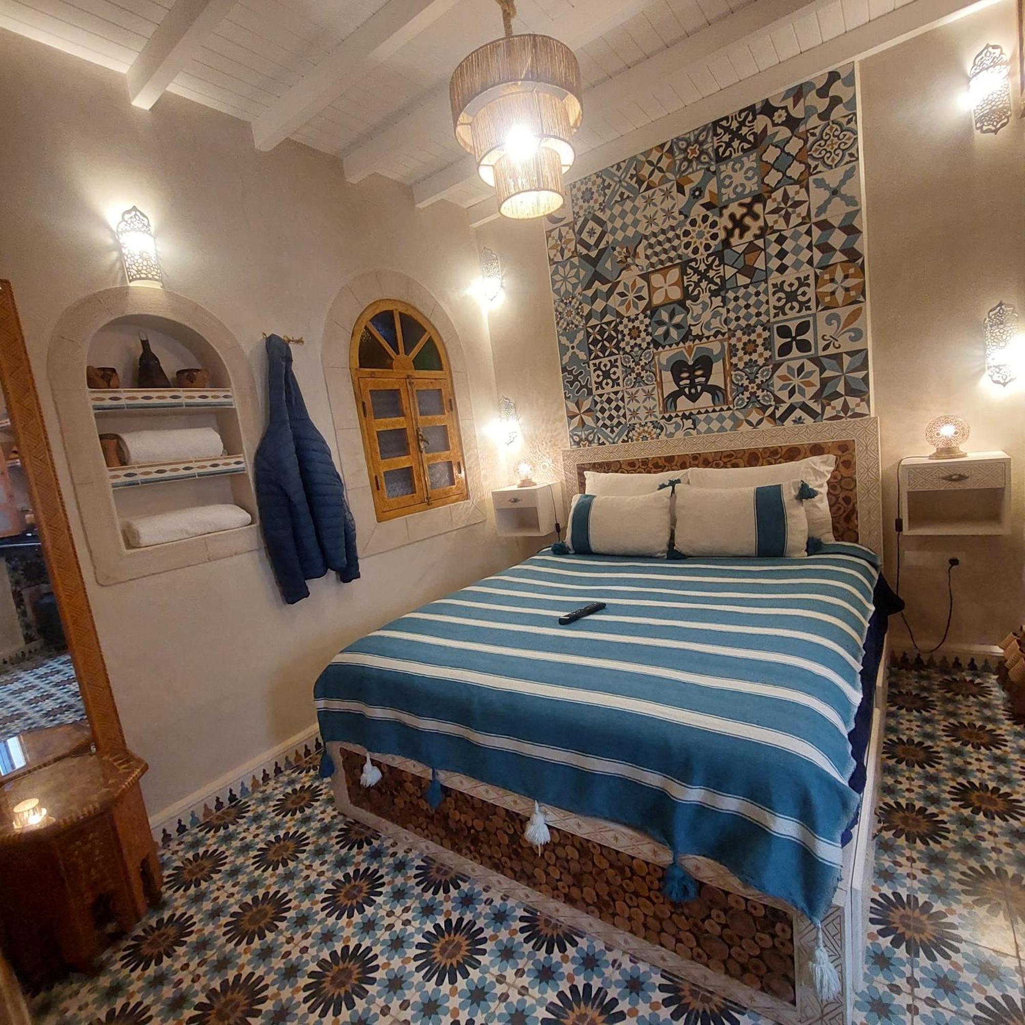 Riad Dar El Hania Otel Suvayr Dış mekan fotoğraf
